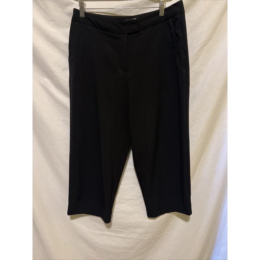 East 5th Woman’s Dress Pants Size 10 Black Slacks Capri Cropped